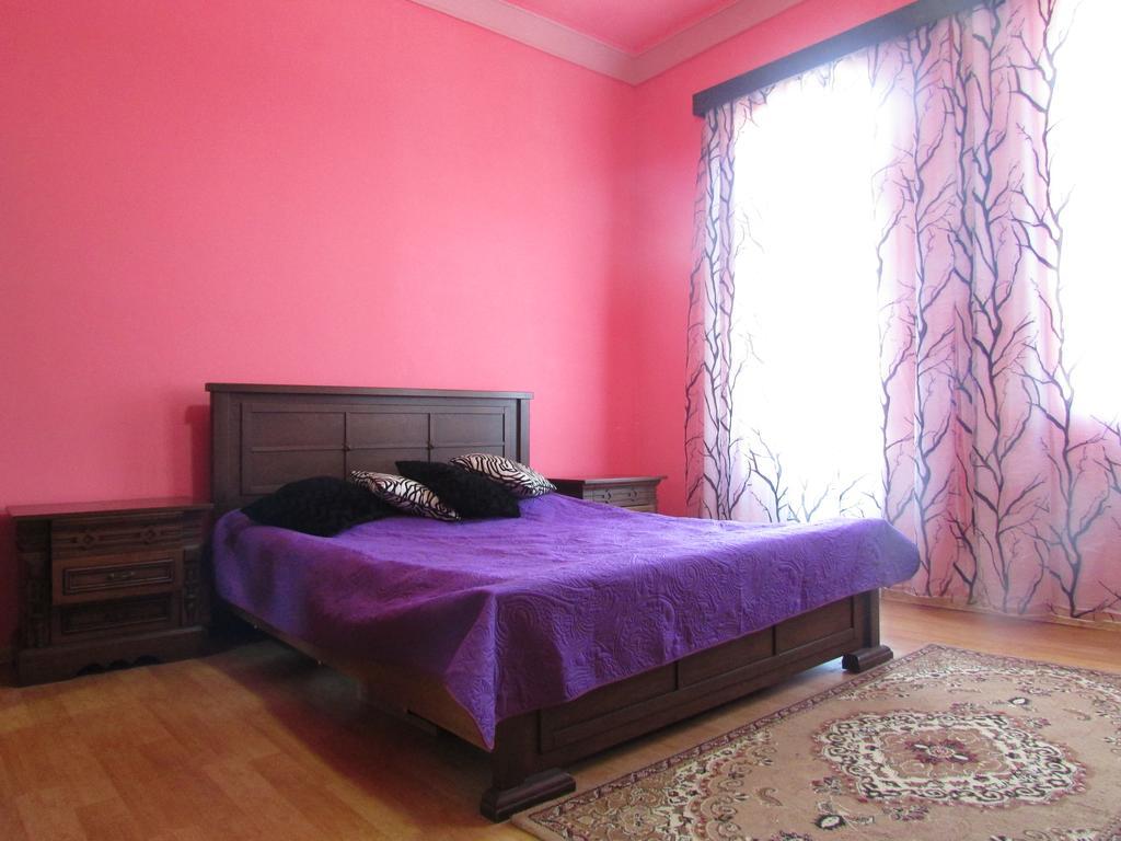 Joni Guest House Batumi Exterior foto